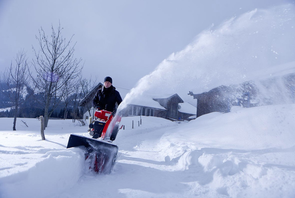 Снегоуборщик AL-KO SnowLine 700 E