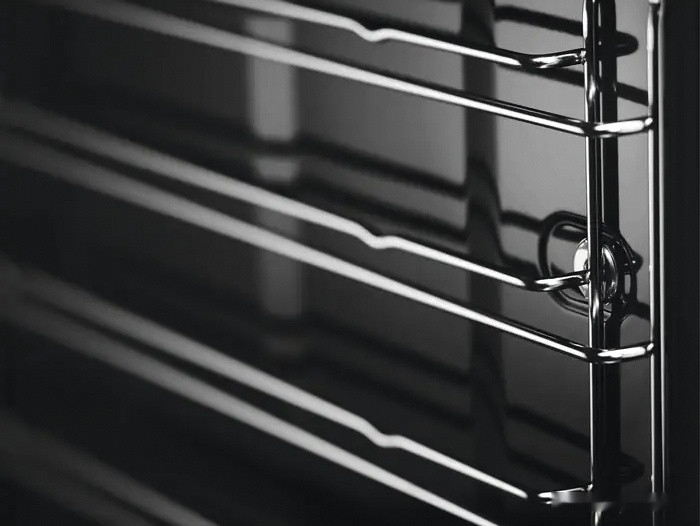 Духовой шкаф Electrolux SteamBake 600 EOD3H70X