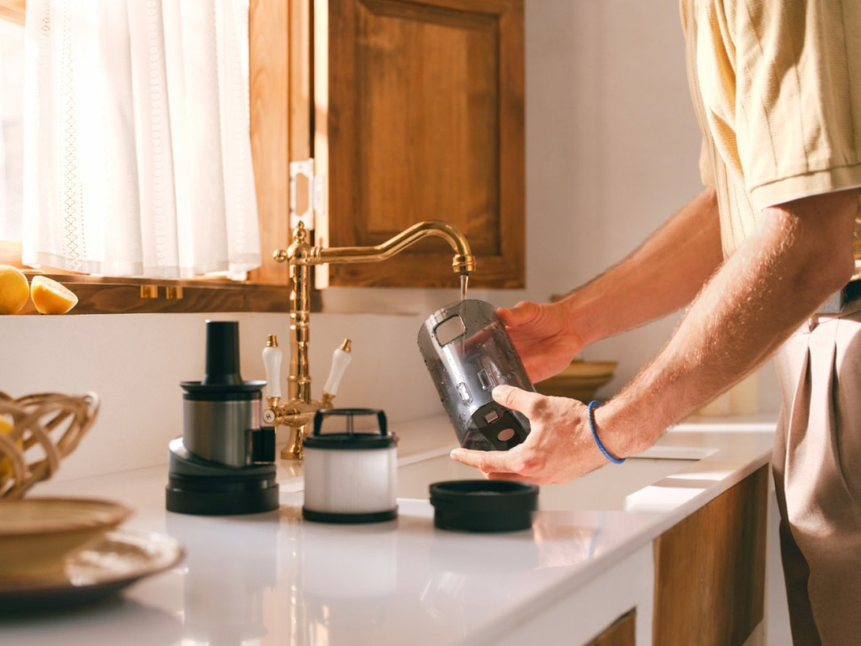 Пылесос Roborock H60 Ultra (с евровилкой) Пылесос Roborock H60 Ultra (с евровилкой)