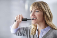 Электрическая зубная щетка Philips HX6830/44