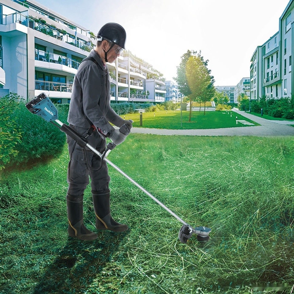 Триммер Makita DUR368AZ (без АКБ) Триммер Makita DUR368AZ (без АКБ)