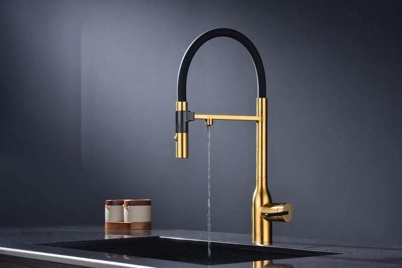 Смеситель Paulmark Magneto One Ma213188-BG (золото/брашированное золото) Смеситель Paulmark Magneto One Ma213188-BG (золото/брашированное золото)