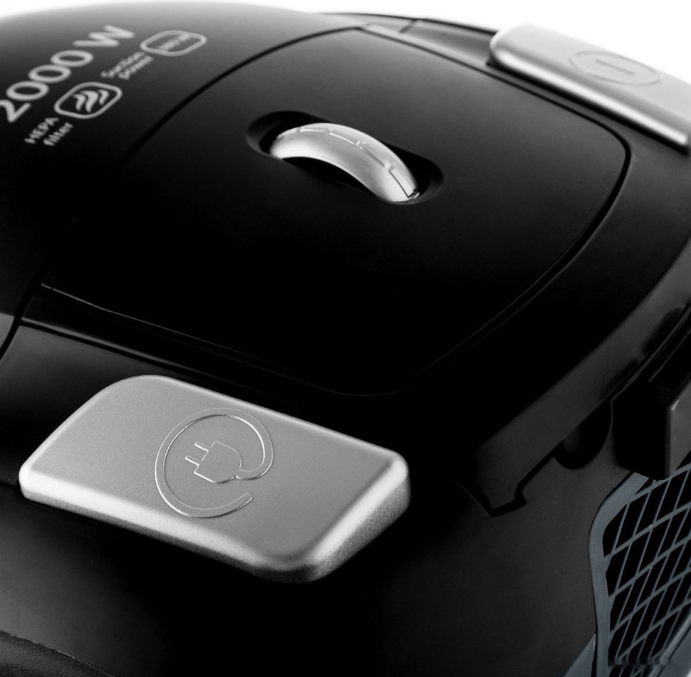 Пылесос Brayer BR4225 Пылесос Brayer BR4225