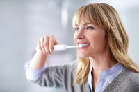 Электрическая зубная щетка Philips HX6857/28