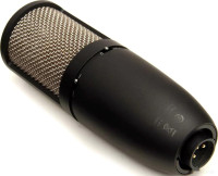 Микрофон Akg P420 (черный)