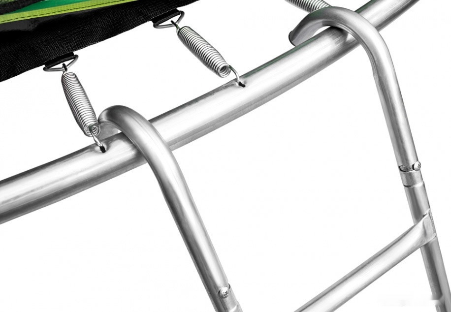 Батут Alpin 4.65 м с защитной сеткой и лестницей Батут Alpin 4.65 м с защитной сеткой и лестницей