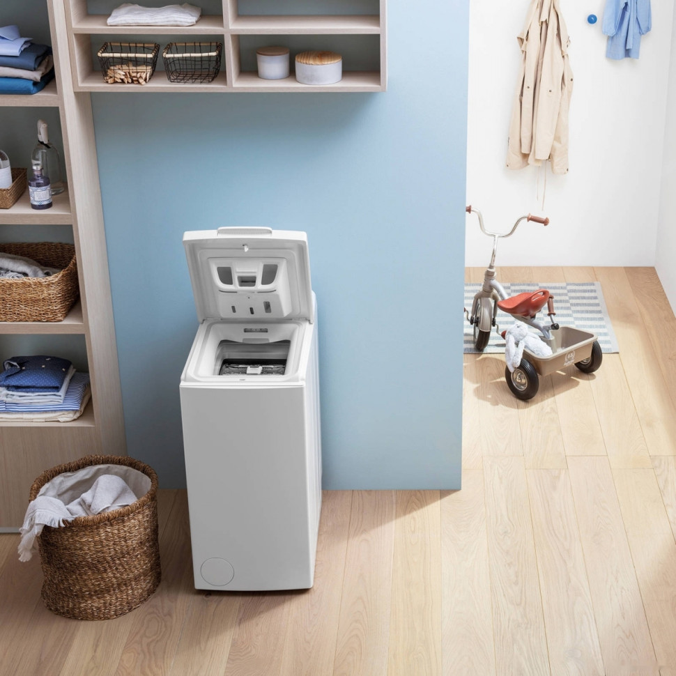 Стиральная машина Indesit BTW D61253 BY Стиральная машина Indesit BTW D61253 BY