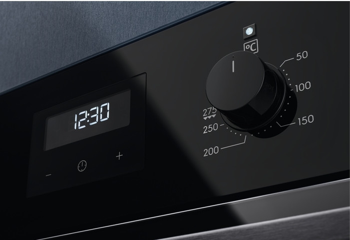 Духовой шкаф Electrolux OEF3H70TK Духовой шкаф Electrolux OEF3H70TK