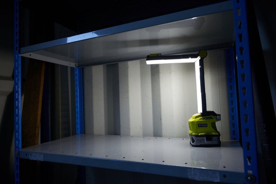 Фонарь Ryobi One+ [R18ALF-0]