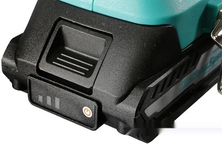 Дрель-шуруповерт Sturm CMT1802 (с 2-мя АКБ, кейс) Дрель-шуруповерт Sturm CMT1802 (с 2-мя АКБ, кейс)