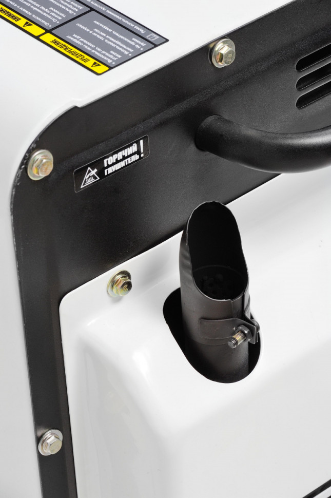 Генератор Hyundai DHY 8000SE-3 Генератор Hyundai DHY 8000SE-3