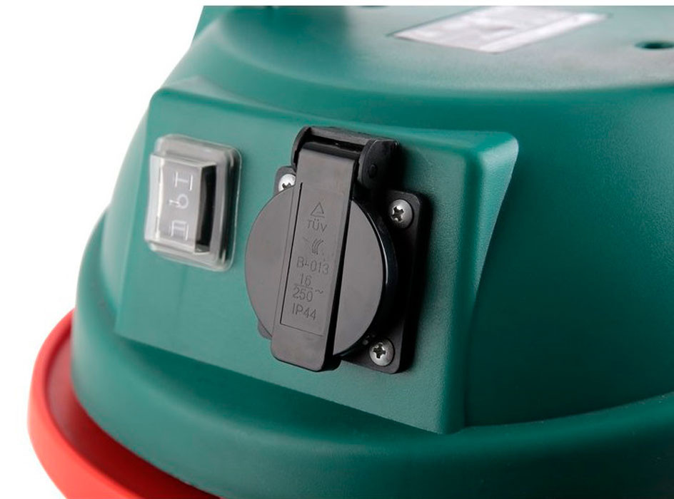 Пылесос Hammer PIL30A (196423) Пылесос Hammer PIL30A (196423)