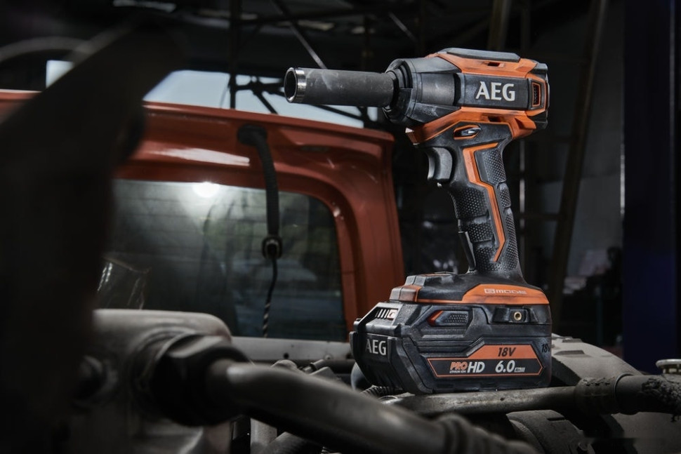 Ударный гайковерт AEG Powertools BSS 18C12ZB6-0 4935472012 (без АКБ) Ударный гайковерт AEG Powertools BSS 18C12ZB6-0 4935472012 (без АКБ)