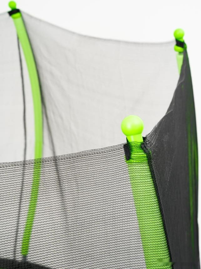 Батут Calviano Outside Master Green 252 см - 8ft (внешняя сетка, с лестницей) Батут Calviano Outside Master Green 252 см - 8ft (внешняя сетка, с лестницей)