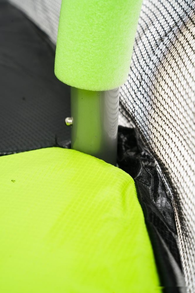 Батут Calviano Outside Master Green 252 см - 8ft (внешняя сетка, с лестницей) Батут Calviano Outside Master Green 252 см - 8ft (внешняя сетка, с лестницей)