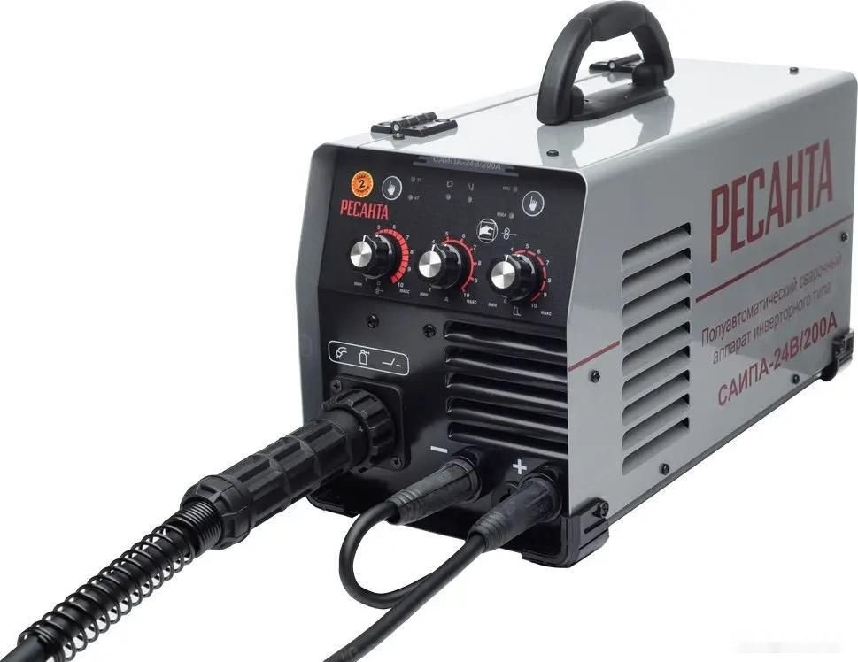 Сварочный инвертор Ресанта САИПА-24В/200А Сварочный инвертор Ресанта САИПА-24В/200А