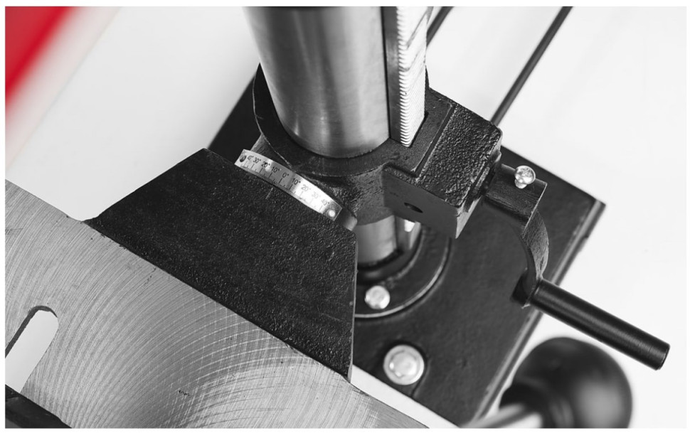 Сверлильный станок ЗУБР ЗСС-550 Сверлильный станок ЗУБР ЗСС-550