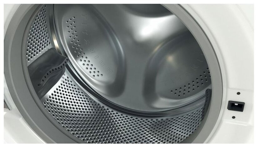 Стиральная машина Indesit BWSE 81293X WSV RU Стиральная машина Indesit BWSE 81293X WSV RU