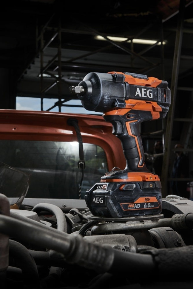 Гайковерт AEG Powertools BSS 18HTF12B6-0 4935472245 (без АКБ)