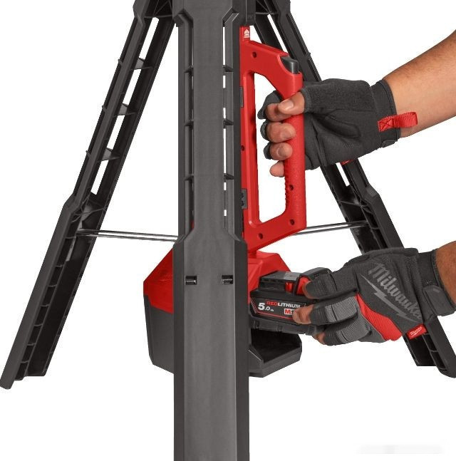 Фонарь Milwaukee M18 SAL2-0 4933492486 (без АКБ)