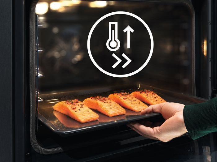 Духовой шкаф Electrolux CombiQuick 800 KVLBE08H