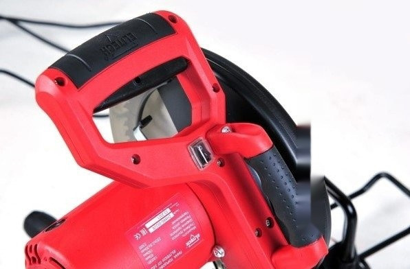 Торцовочная пила Elitech ПТ 1625 E2007.004.00 Торцовочная пила Elitech ПТ 1625 E2007.004.00