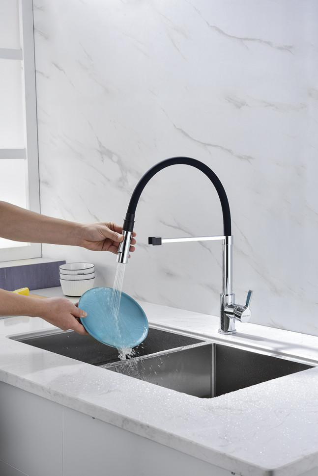 Смеситель Paulmark Halt HA214021-CR (хром/черный) Смеситель Paulmark Halt HA214021-CR (хром/черный)