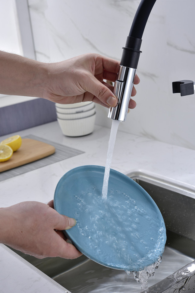 Смеситель Paulmark Halt HA214021-CR (хром/черный) Смеситель Paulmark Halt HA214021-CR (хром/черный)