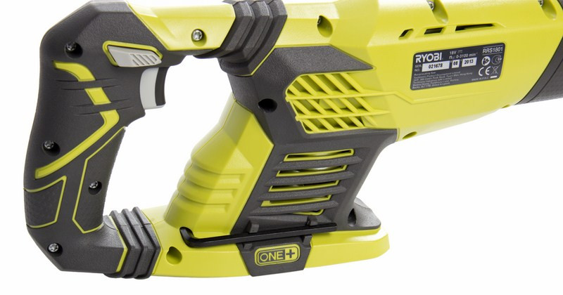 Сабельная пила Ryobi RRS1801M Сабельная пила Ryobi RRS1801M