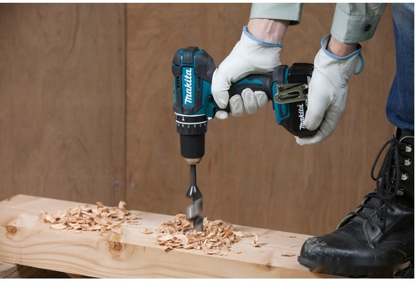 Ударная дрель-шуруповерт Makita DHP482Z (без АКБ) Ударная дрель-шуруповерт Makita DHP482Z (без АКБ)