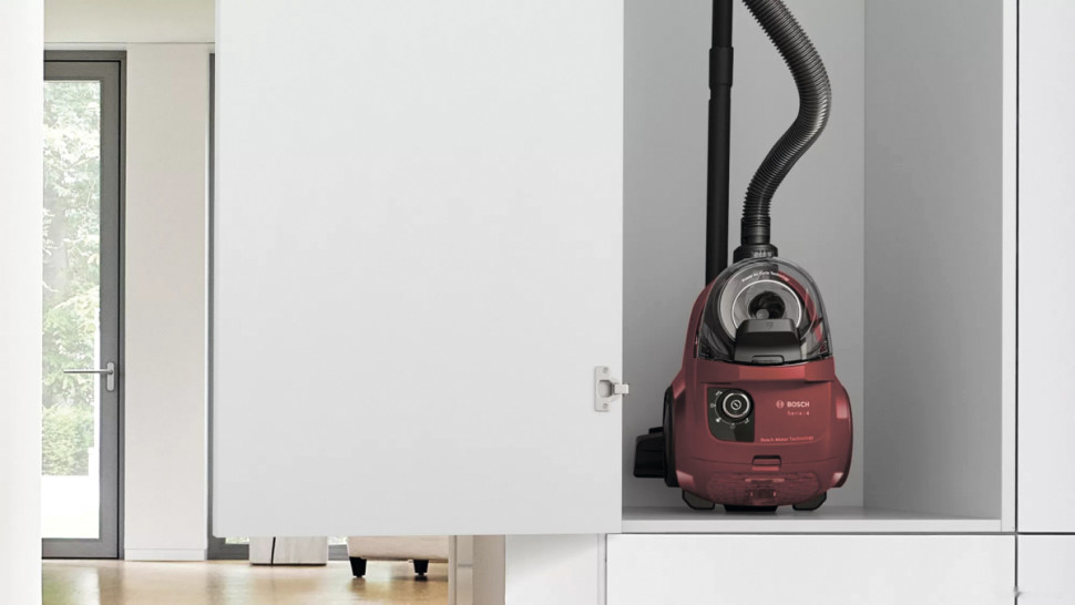 Пылесос Bosch Serie 4 BGC21X350 Пылесос Bosch Serie 4 BGC21X350
