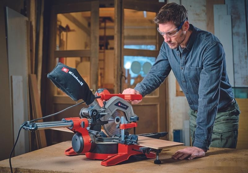 Торцовочная пила Einhell TE-SM 8 L Dual 4300866 Торцовочная пила Einhell TE-SM 8 L Dual 4300866