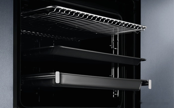 Духовой шкаф Electrolux EOE7C31V