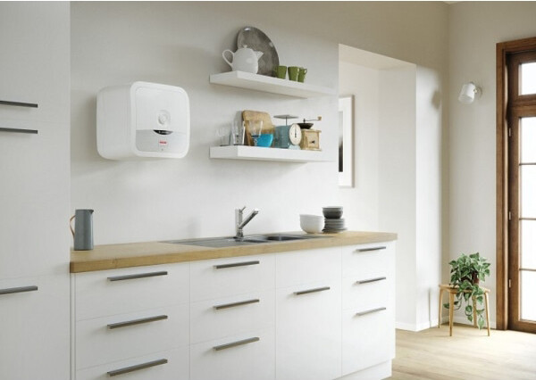 Водонагреватель Ariston ANDRIS2 B 10 U Водонагреватель Ariston ANDRIS2 B 10 U