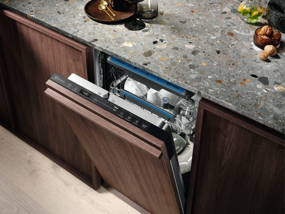 Посудомоечная машина Electrolux EEM63310L Посудомоечная машина Electrolux EEM63310L