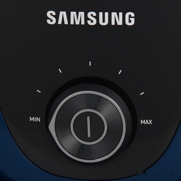 Пылесос Samsung VC18M3120VU/EV Пылесос Samsung VC18M3120VU/EV