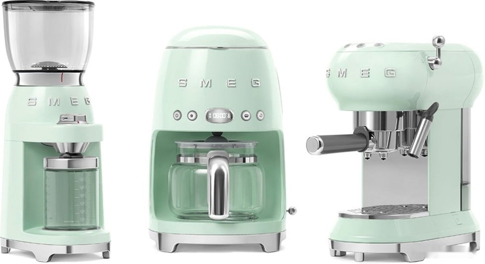 Капельная кофеварка Smeg DCF02PGEU