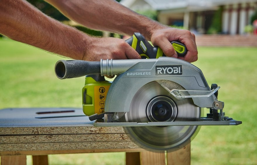 Дисковая (циркулярная) пила Ryobi R18CS7-0 5133002890 (без АКБ)