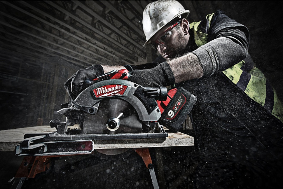 Дисковая (циркулярная) пила Milwaukee M18 CCS55-0X 4933451429 (без АКБ)