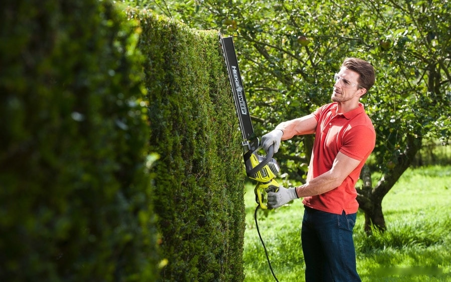 Кусторез Ryobi RHT6760RL Кусторез Ryobi RHT6760RL