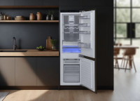 Холодильник с морозильником Schaub Lorenz SLU E235B6