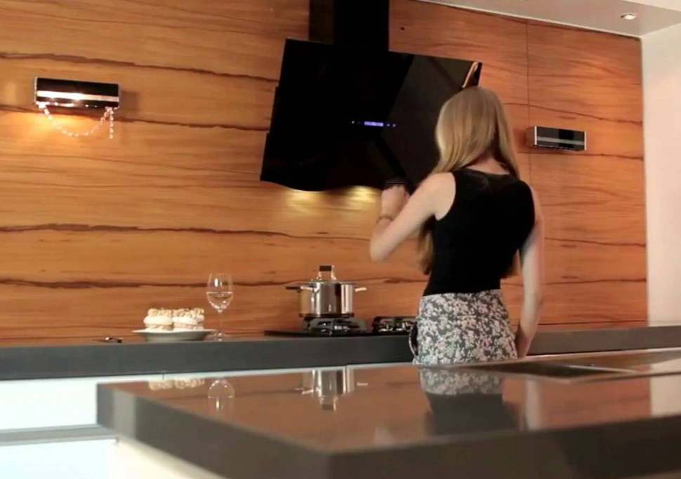 Вытяжка ZorG Technology Titan 750 60 M черная