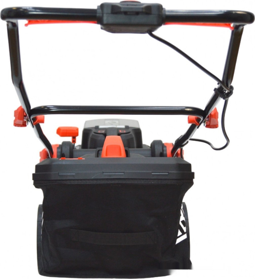 Газонокосилка Brait BCLM40-4PUBL PRO (с 2-мя АКБ) Газонокосилка Brait BCLM40-4PUBL PRO (с 2-мя АКБ)