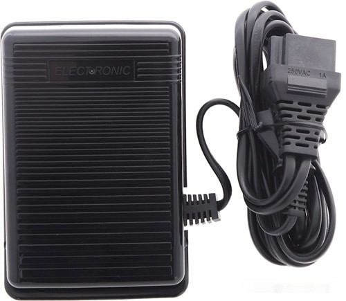 Электромеханическая швейная машина Leader Paradise Электромеханическая швейная машина Leader Paradise