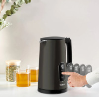 Электрический чайник Tefal KI831E10