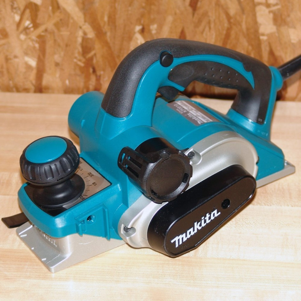 Электрорубанок Makita KP0810K