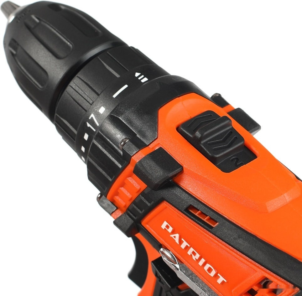 Дрель-шуруповерт Patriot BR 241ES 180201241 (с 2-мя АКБ, кейс) Дрель-шуруповерт Patriot BR 241ES 180201241 (с 2-мя АКБ, кейс)