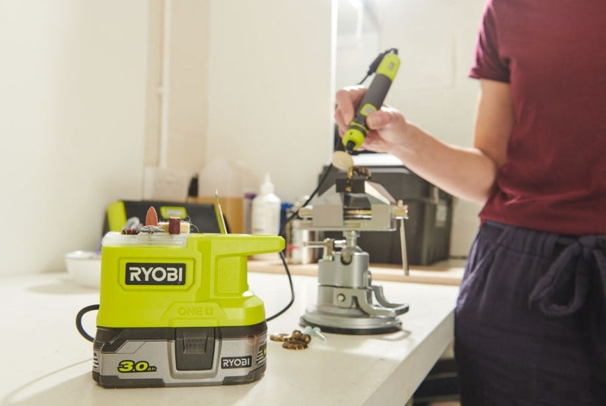 Шлифовальная машина Ryobi RRT18-0 5133004939 (без АКБ)