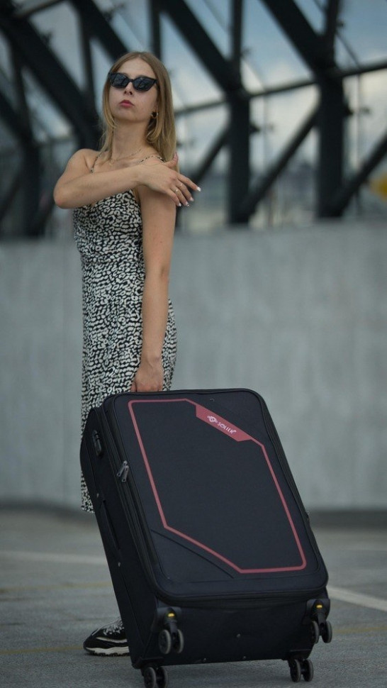 Чемодан-спиннер Solier STL2240 (M, черный/красный) Чемодан-спиннер Solier STL2240 (M, черный/красный)