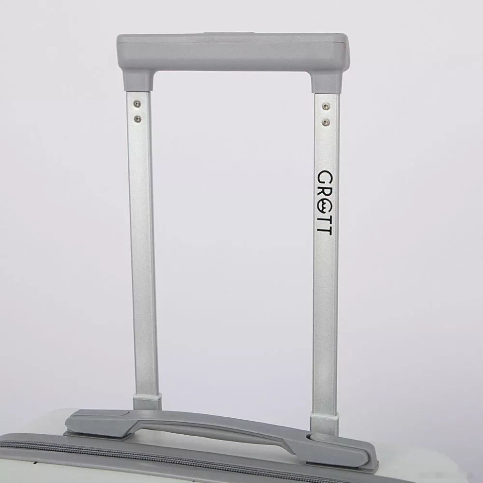 Чемодан-спиннер Grott 340-614/5-20 (белый) Чемодан-спиннер Grott 340-614/5-20 (белый)